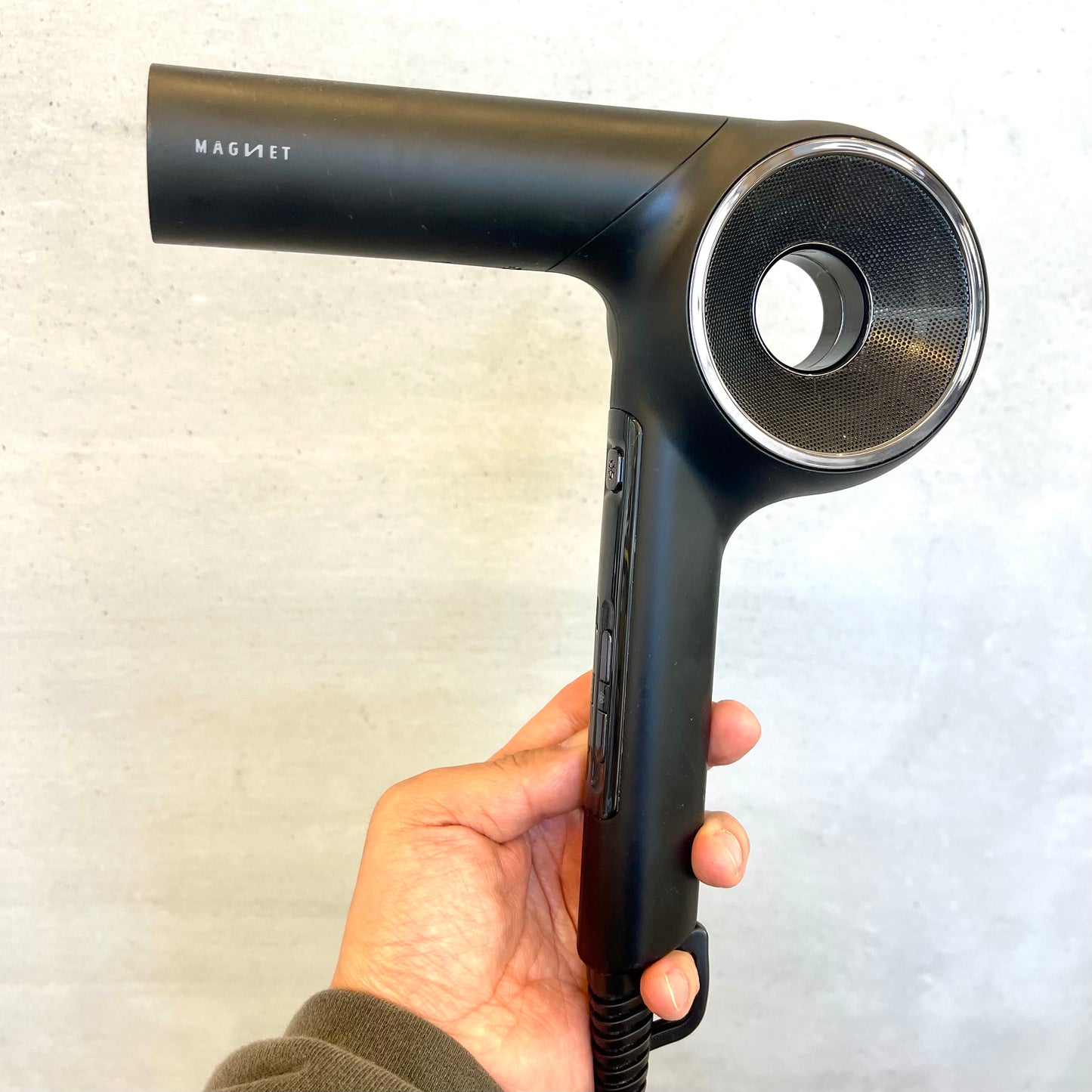 ホリスティックキュア マグネットヘアプロ ドライヤーゼロブラックプラス